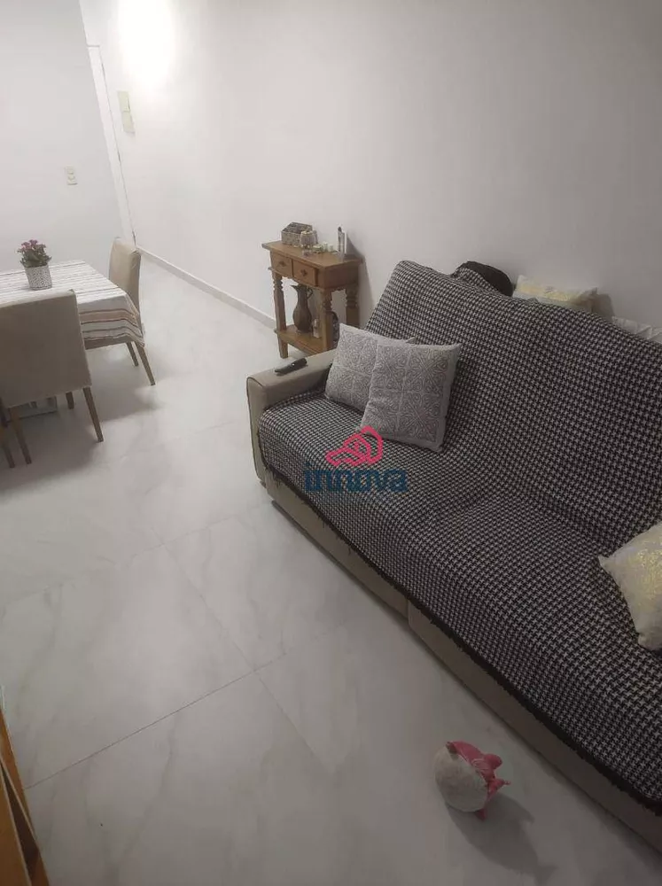 Apartamento à venda com 3 quartos, 90m² - Foto 3