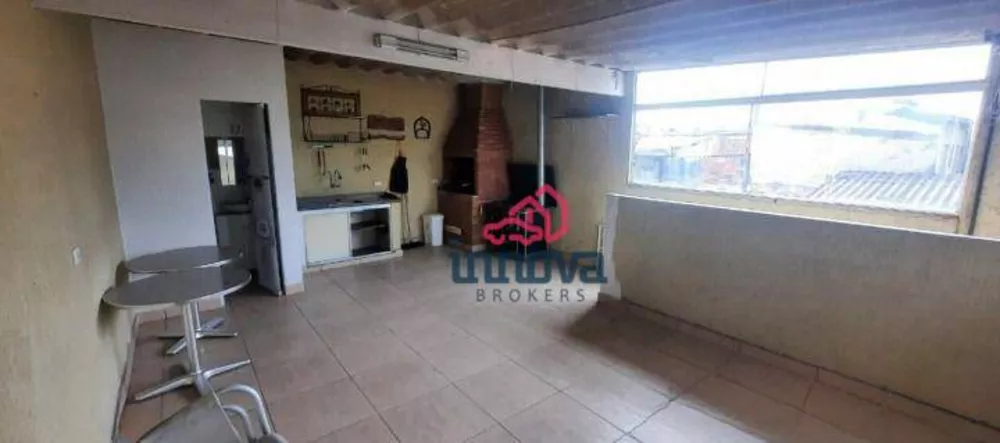 Casa à venda com 2 quartos, 110m² - Foto 1