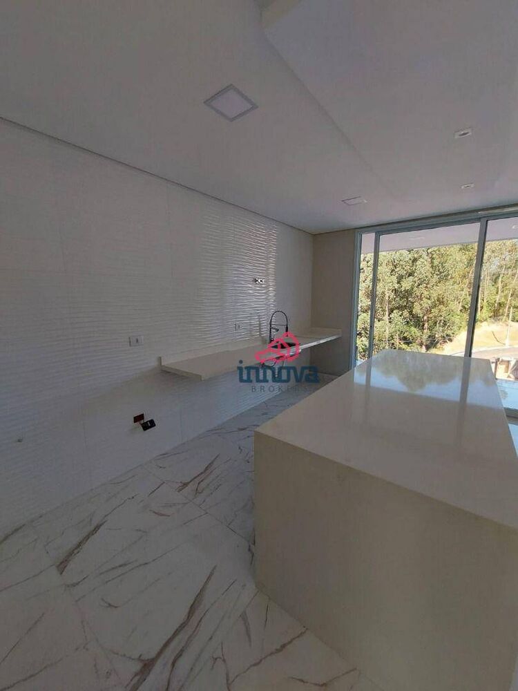 Casa de Condomínio à venda com 4 quartos, 310m² - Foto 5