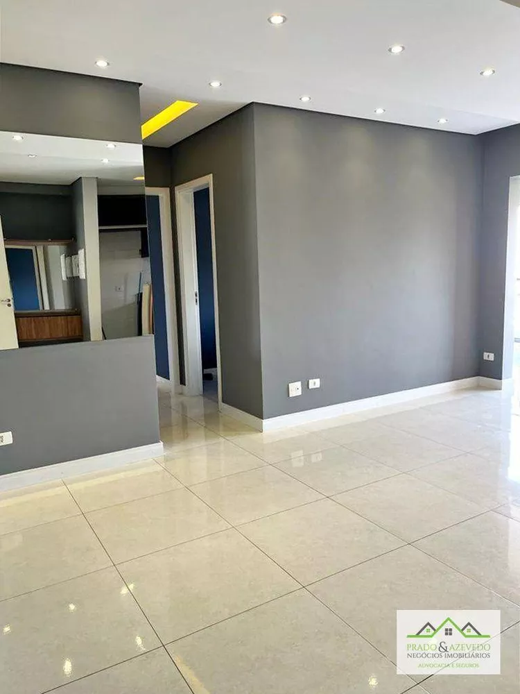 Apartamento à venda com 2 quartos, 67m² - Foto 4