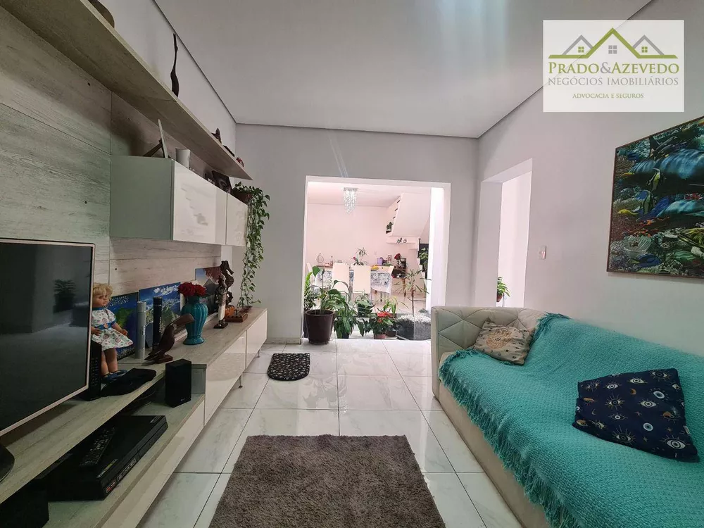 Casa, 4 quartos, 262 m² - Foto 1