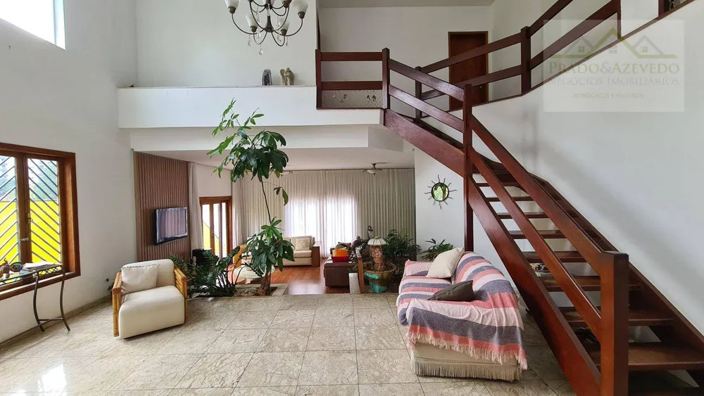 Casa, 4 quartos, 430 m² - Foto 1
