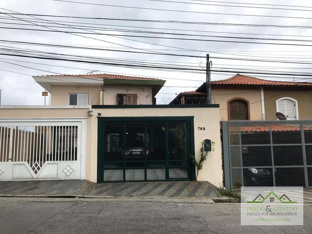 Casa à venda com 3 quartos, 186m² - Foto 1