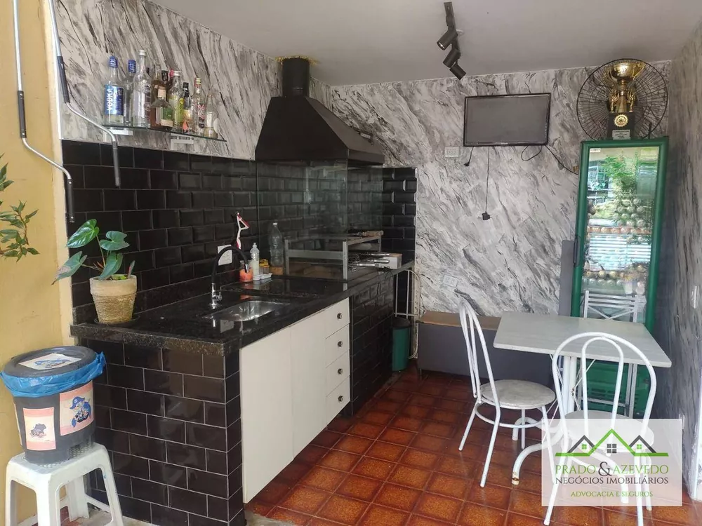 Casa, 3 quartos, 199 m² - Foto 2