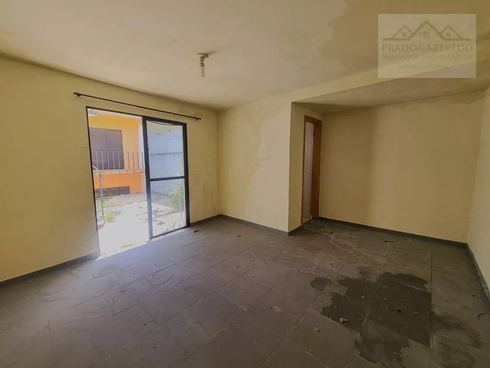 Casa, 3 quartos, 232 m² - Foto 1