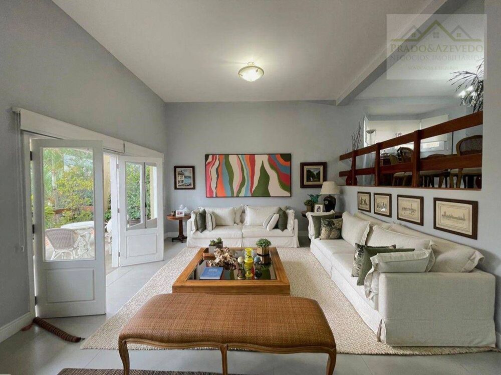 Casa, 3 quartos, 437 m² - Foto 1