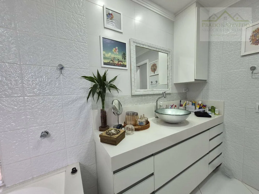 Casa, 3 quartos, 270 m² - Foto 6