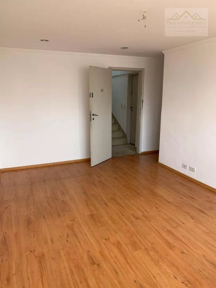 Apartamento à venda com 3 quartos, 121m² - Foto 1