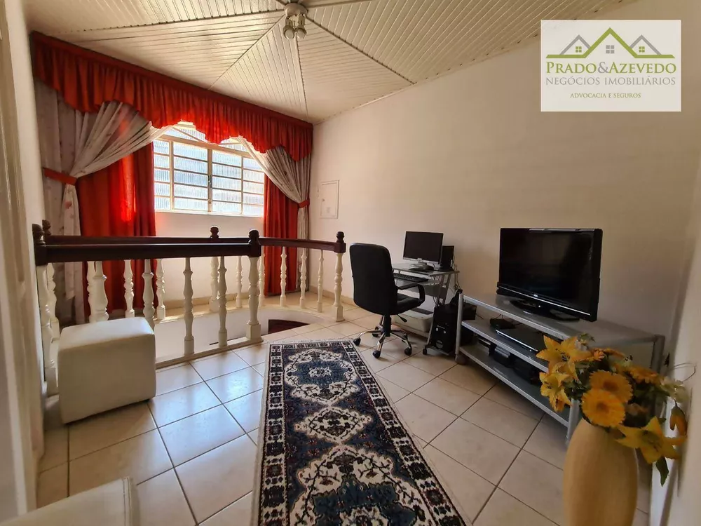 Casa, 3 quartos, 171 m² - Foto 3