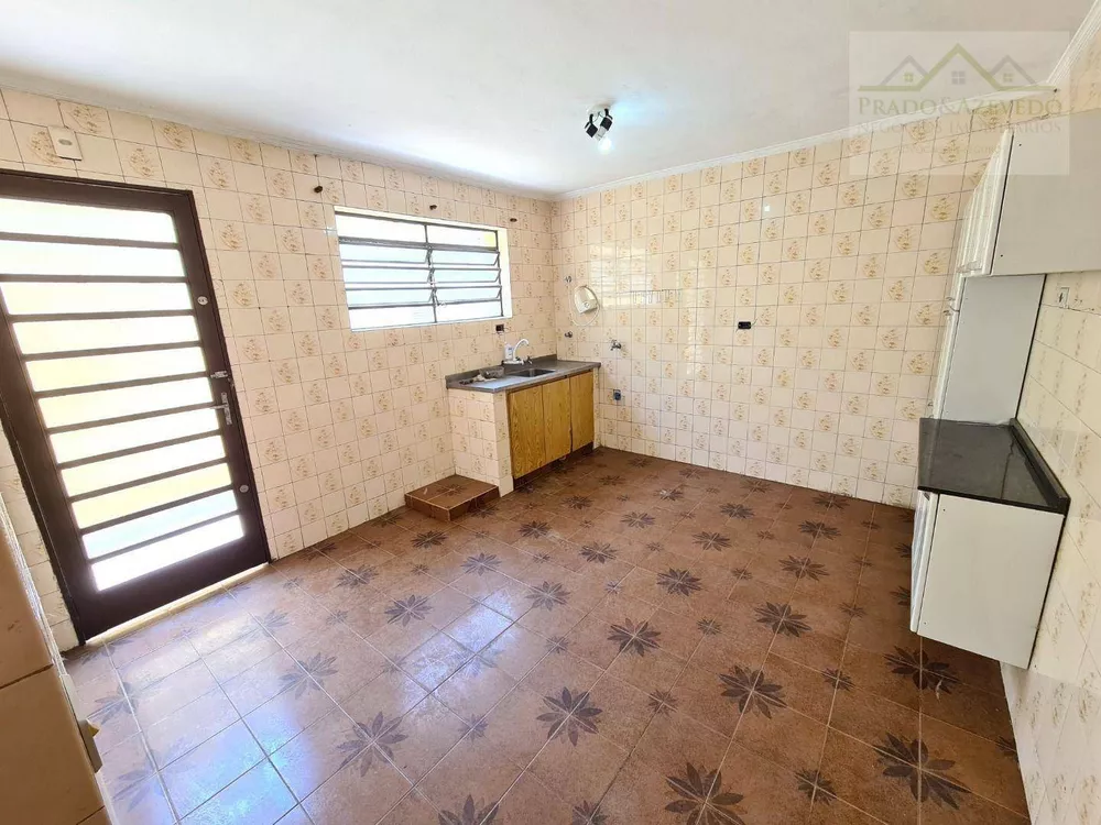 Casa à venda com 2 quartos, 140m² - Foto 4