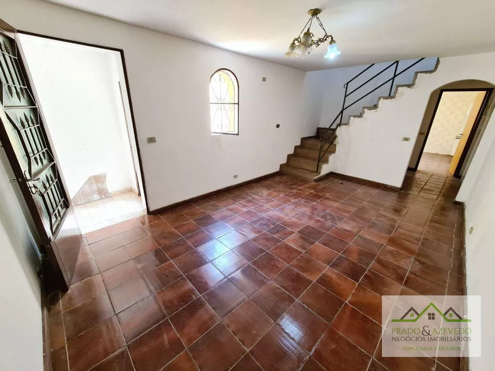 Casa à venda com 2 quartos, 140m² - Foto 1