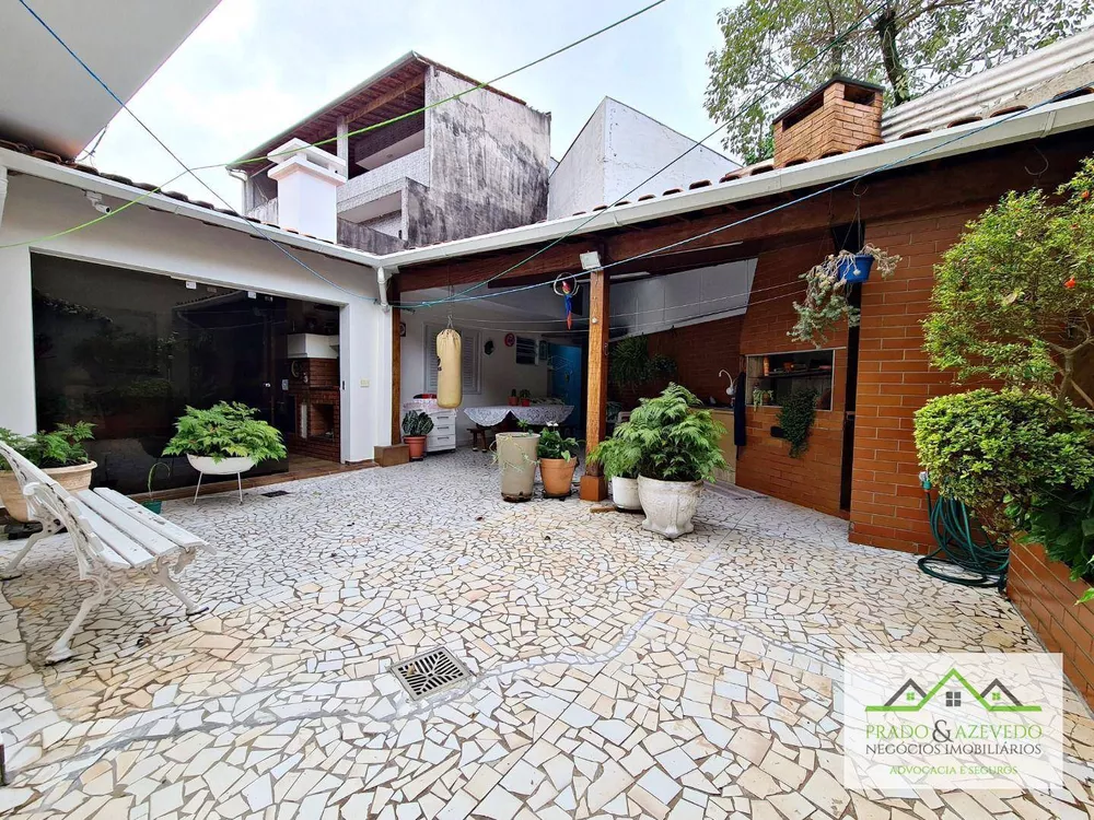 Casa à venda e aluguel com 3 quartos, 180m² - Foto 2