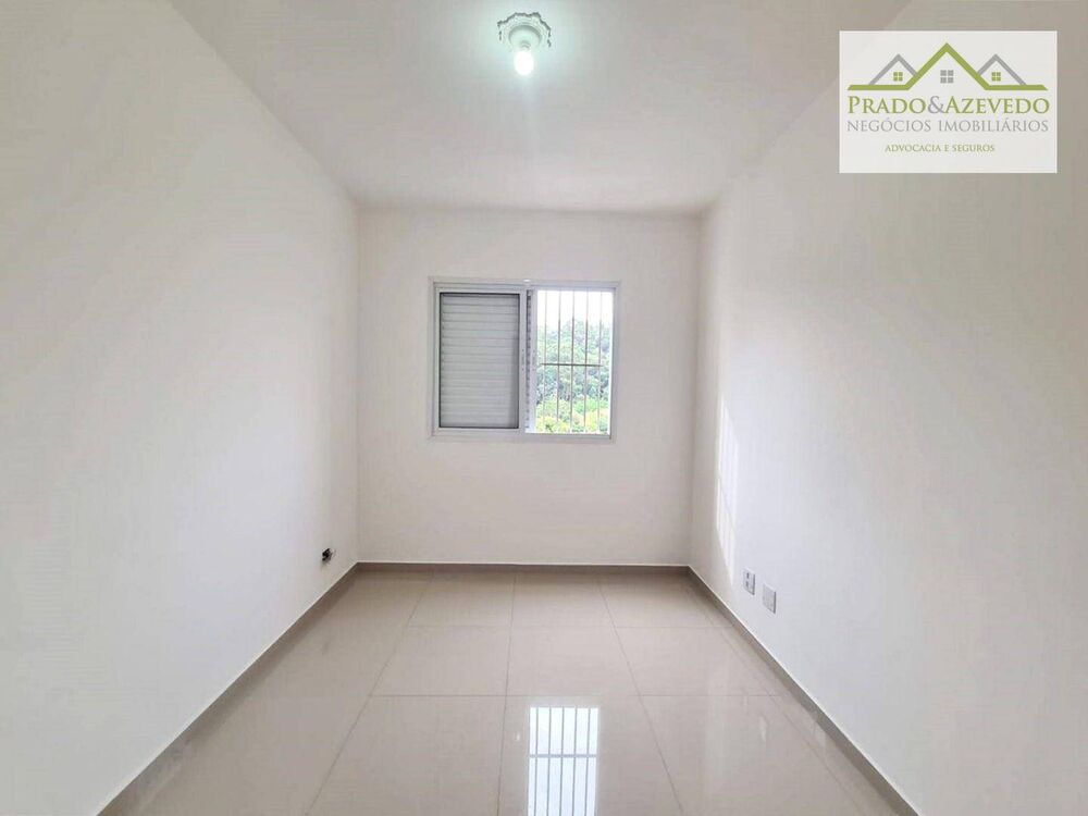 Apartamento à venda com 3 quartos, 73m² - Foto 2