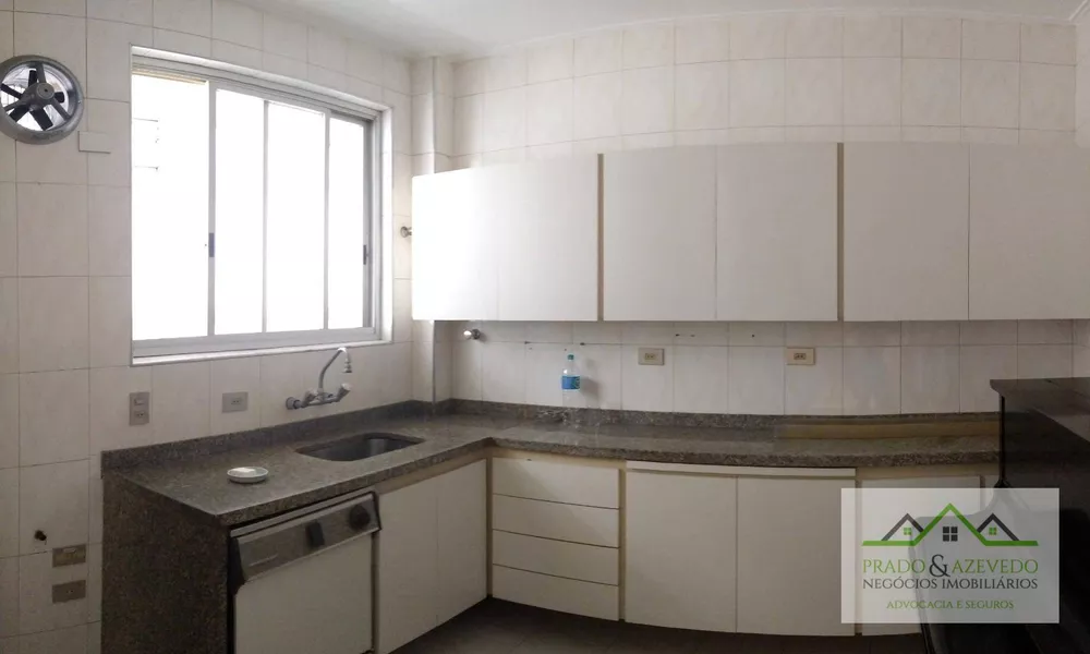 Apartamento à venda com 3 quartos, 163m² - Foto 2