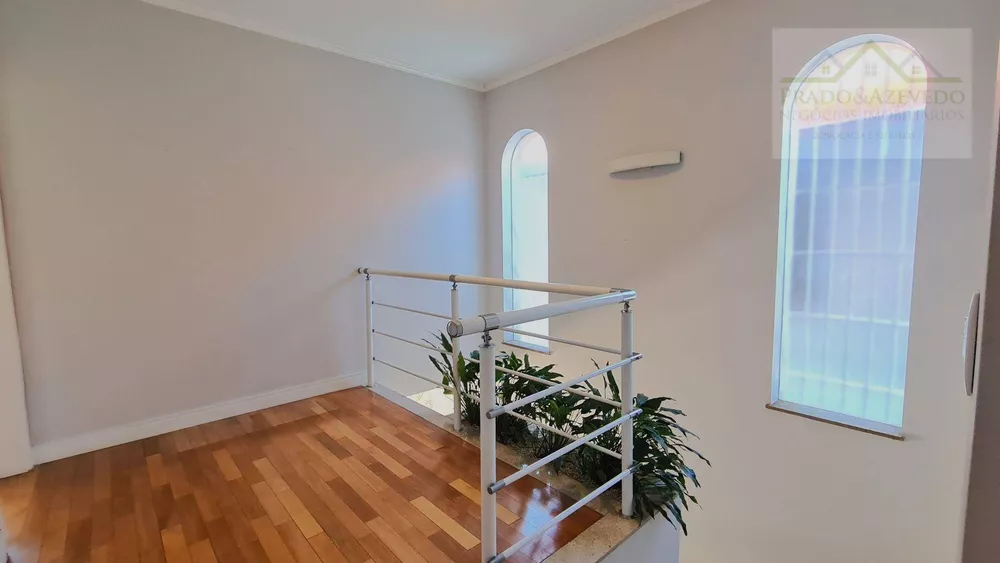 Casa, 4 quartos, 302 m² - Foto 3