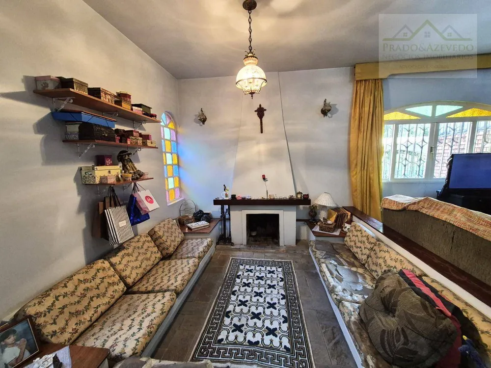 Casa, 3 quartos, 194 m² - Foto 1