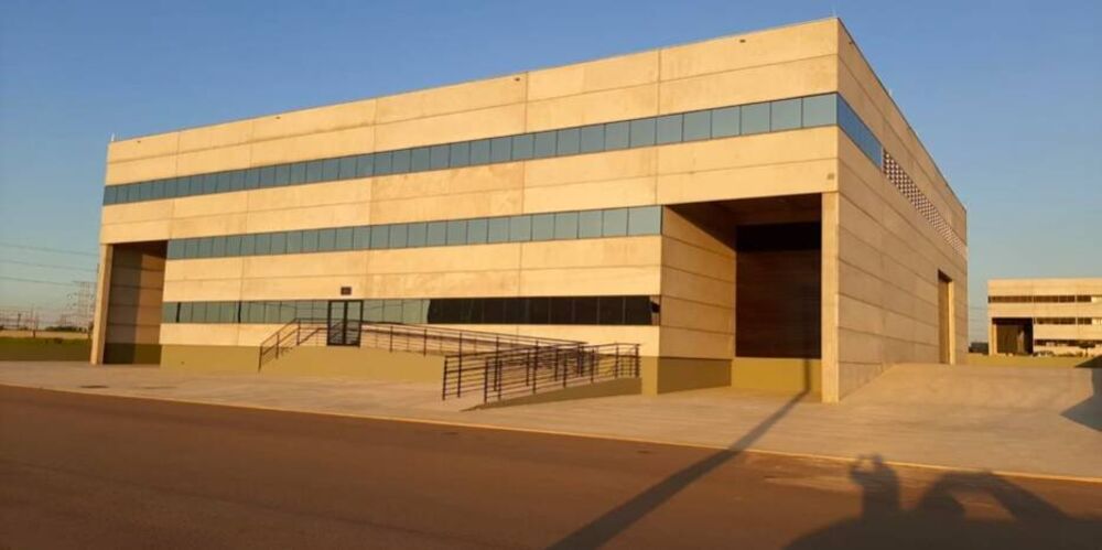 Prédio Inteiro - Foto 1