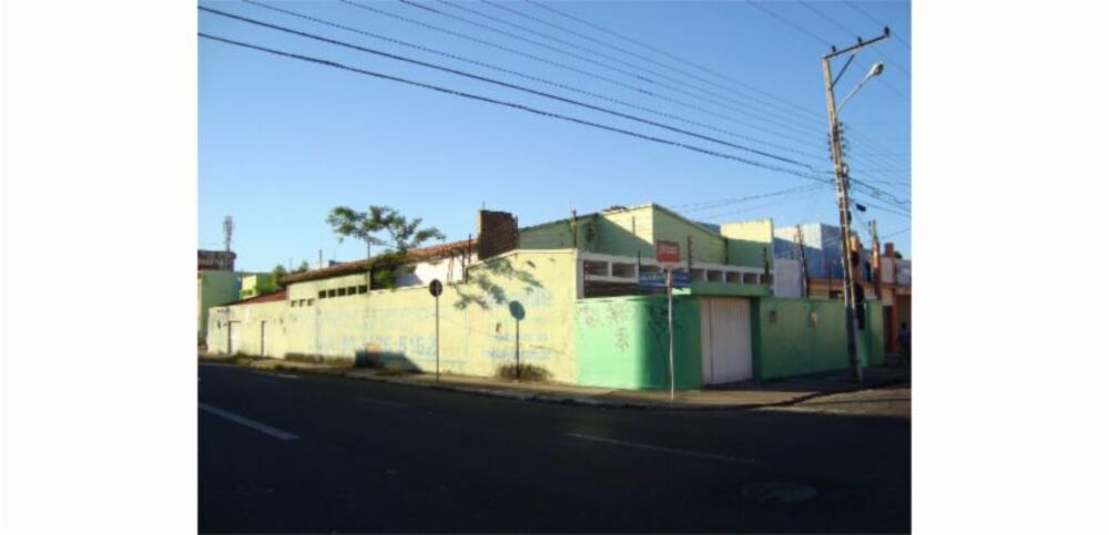 Prédio Inteiro para alugar, 130m² - Foto 2