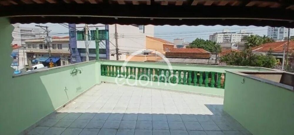 Casa para alugar com 2 quartos, 138m² - Foto 1