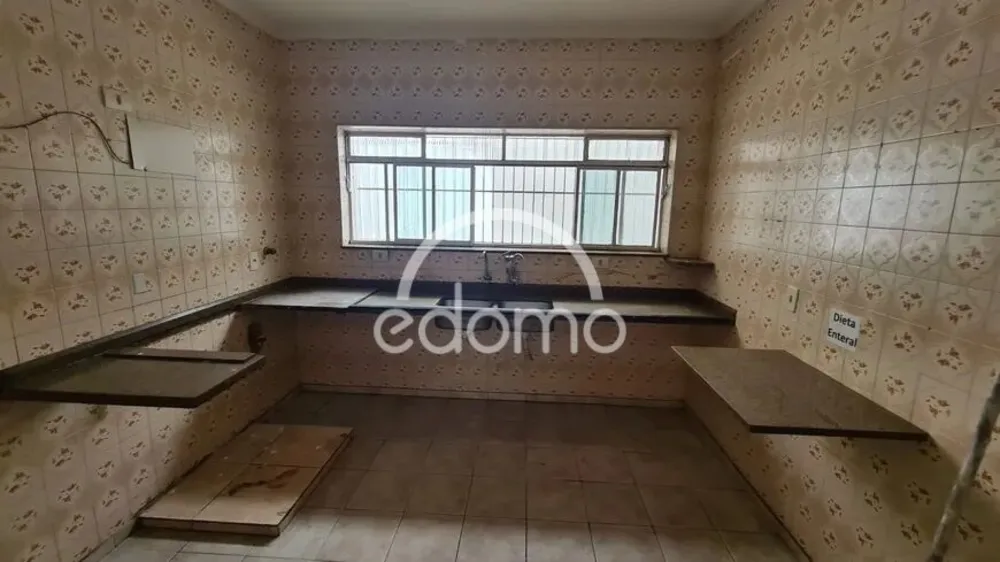 Casa, 3 quartos, 270 m² - Foto 4