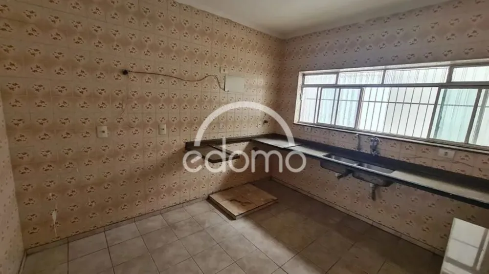 Casa, 3 quartos, 270 m² - Foto 3