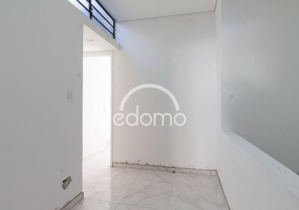 Prédio Inteiro para alugar, 70m² - Foto 4