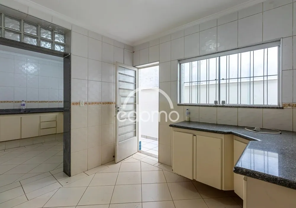 Sobrado, 235 m² - Foto 2
