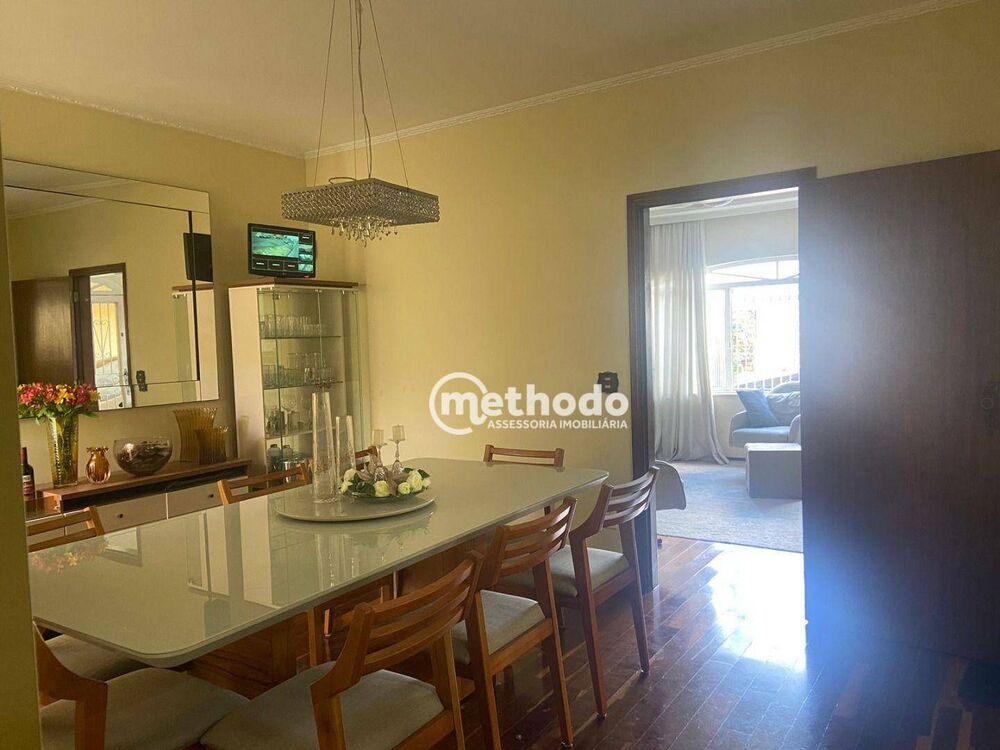 Casa à venda com 3 quartos, 179m² - Foto 2