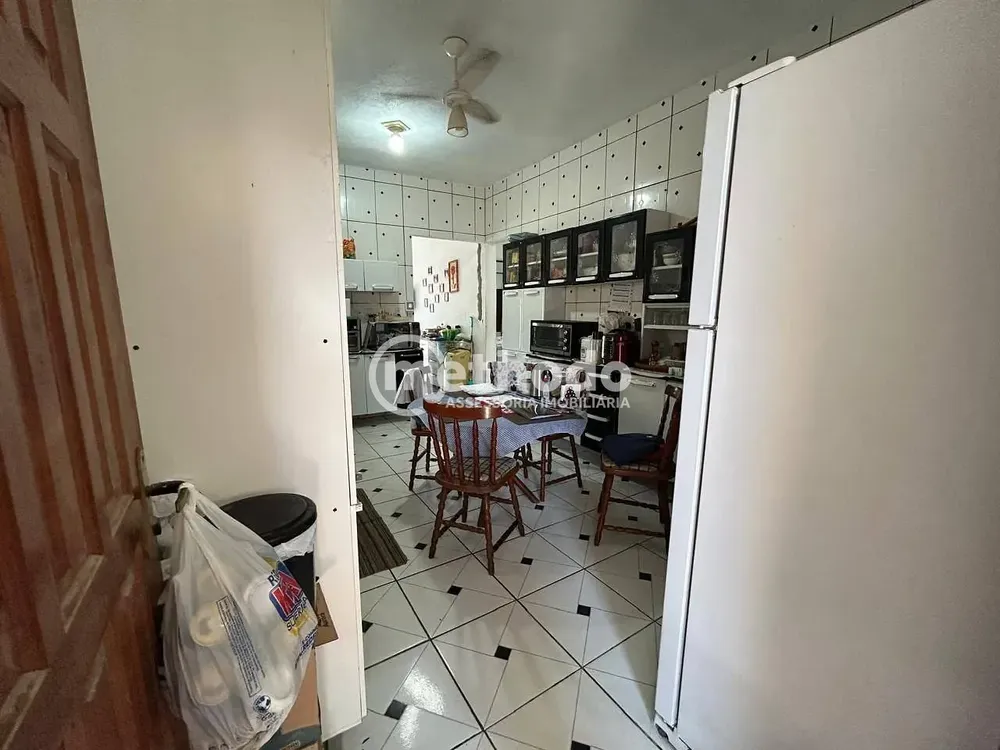 Casa, 3 quartos, 260 m² - Foto 3