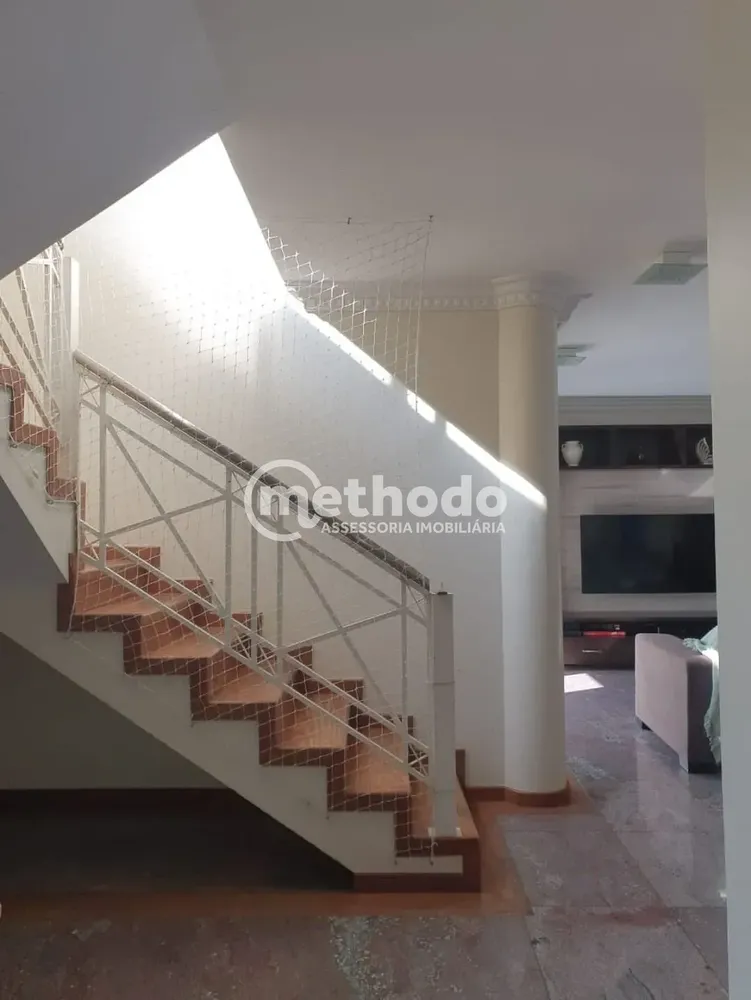 Cobertura, 3 quartos, 230 m² - Foto 2