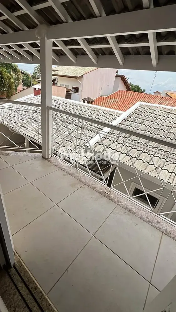 Casa, 3 quartos, 255 m² - Foto 1