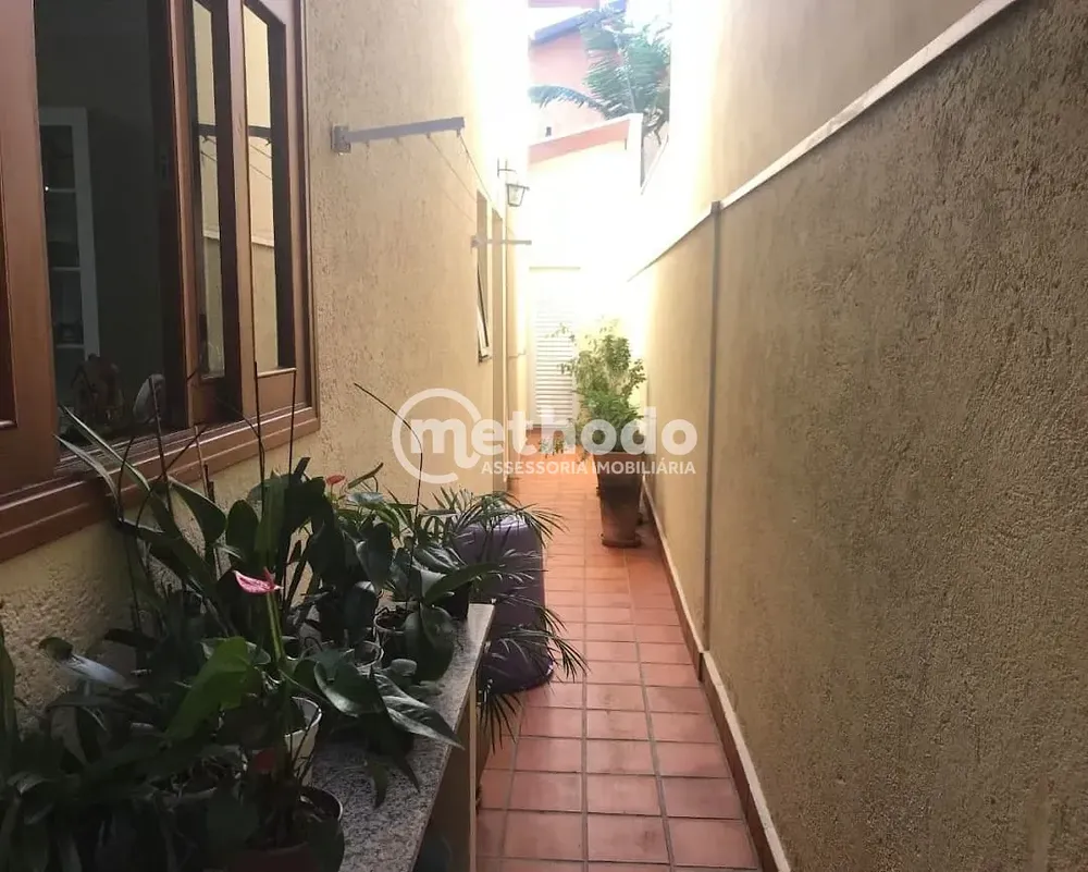 Casa, 4 quartos, 325 m² - Foto 2