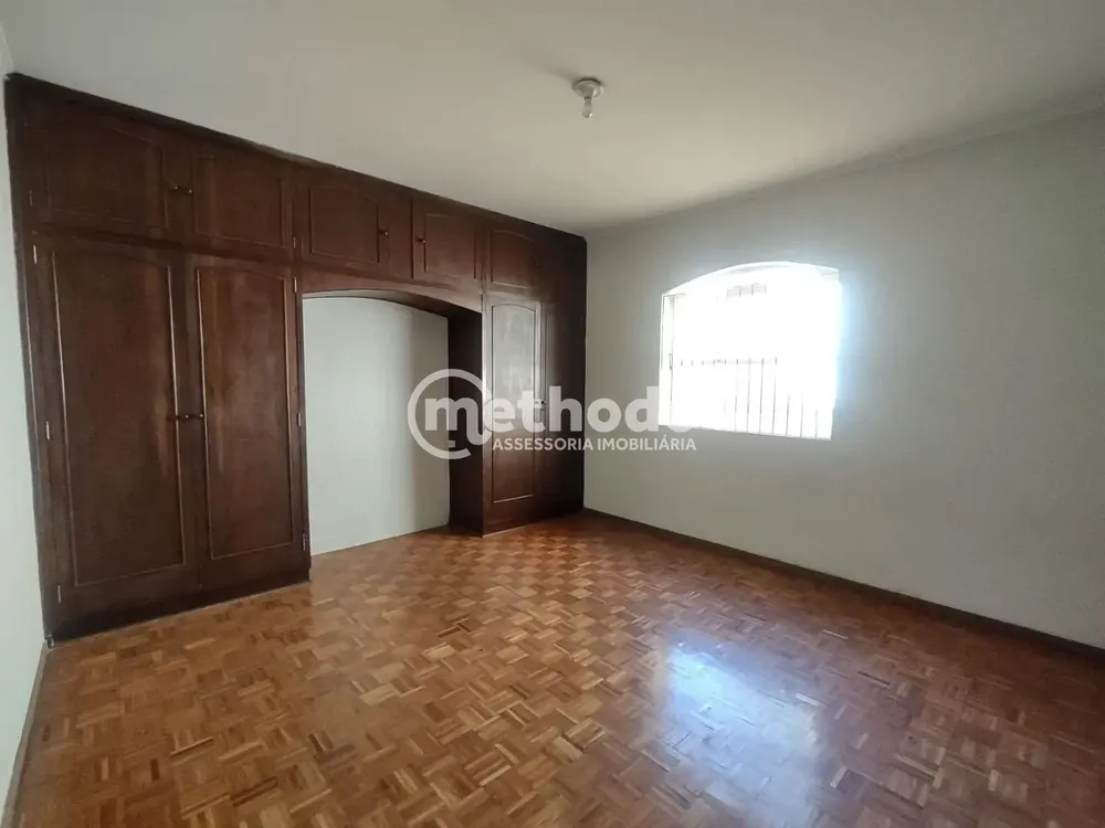 Casa, 4 quartos, 236 m² - Foto 1