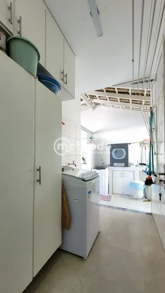 Casa, 3 quartos, 278 m² - Foto 1