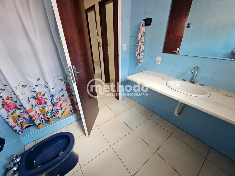 Casa, 4 quartos, 205 m² - Foto 1
