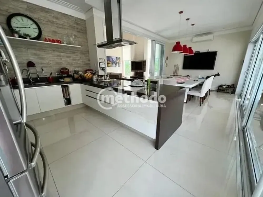 Casa, 3 quartos, 212 m² - Foto 2