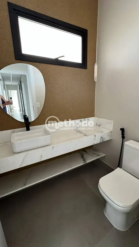 Casa, 3 quartos, 200 m² - Foto 1