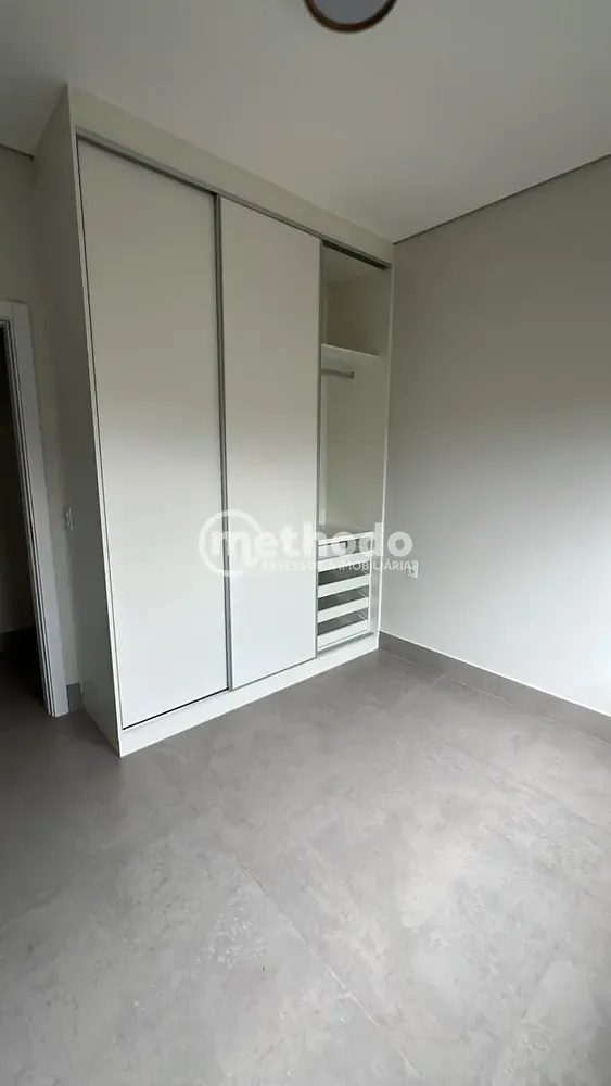 Casa, 3 quartos, 200 m² - Foto 2