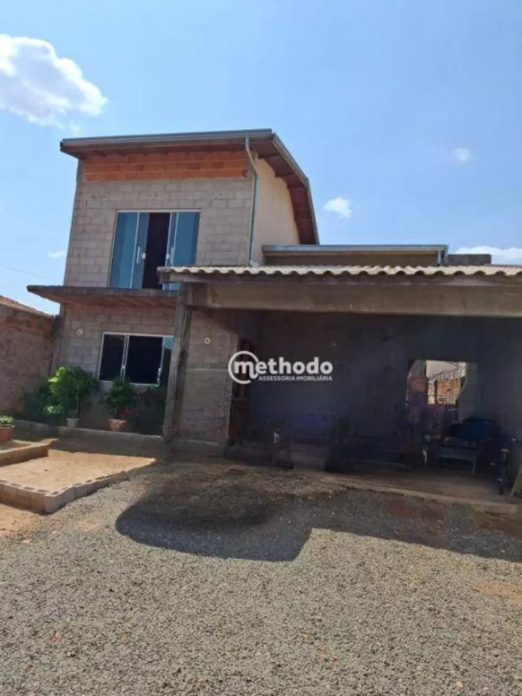 Casa à venda com 3 quartos, 161m² - Foto 2