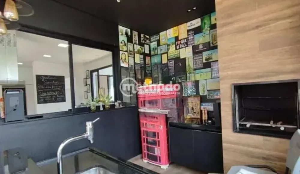 Casa, 3 quartos, 260 m² - Foto 1