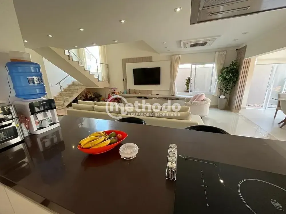 Casa, 3 quartos, 228 m² - Foto 4