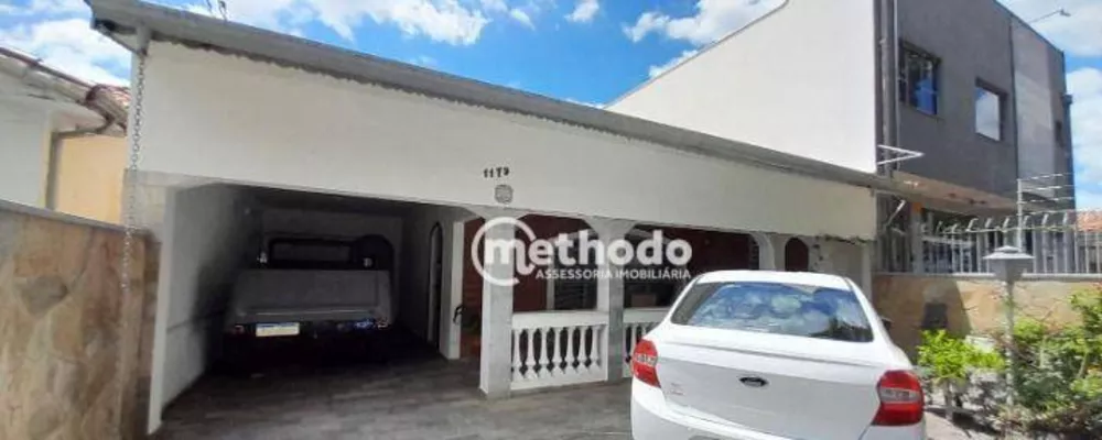 Casa à venda com 3 quartos, 281m² - Foto 1