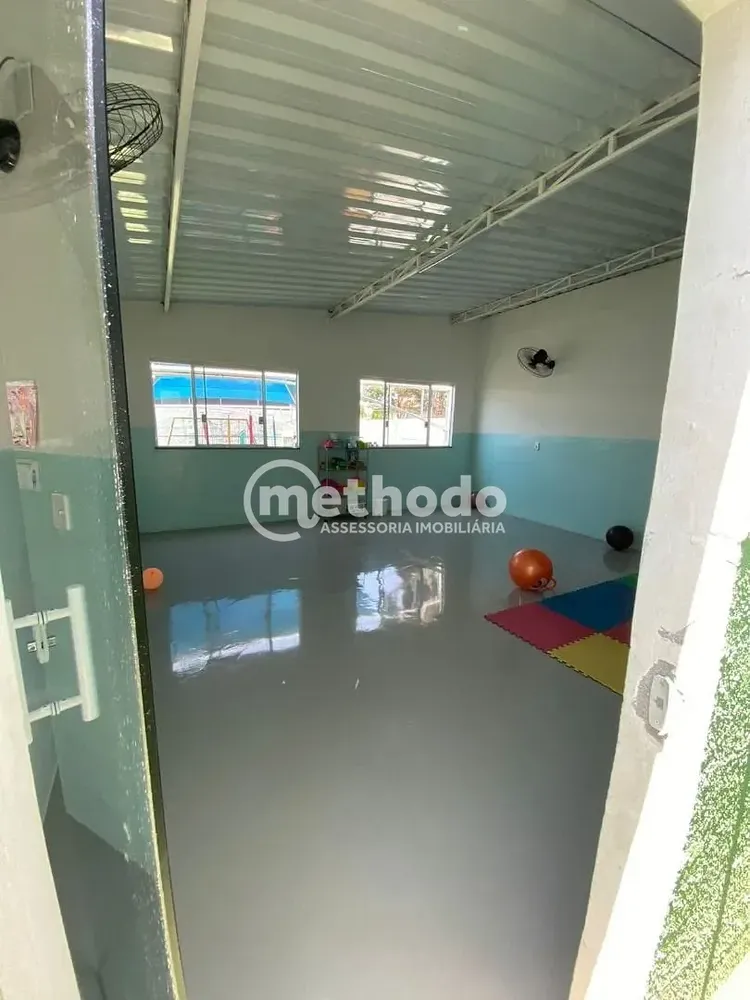Prédio Inteiro, 300 m² - Foto 1