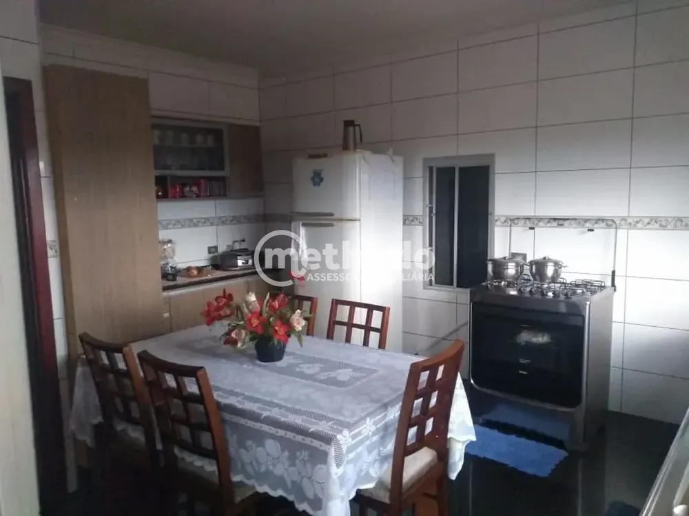 Casa, 4 quartos, 250 m² - Foto 4