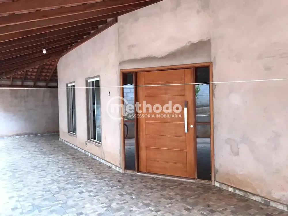Chácara, 4 quartos, 1000 m² - Foto 1