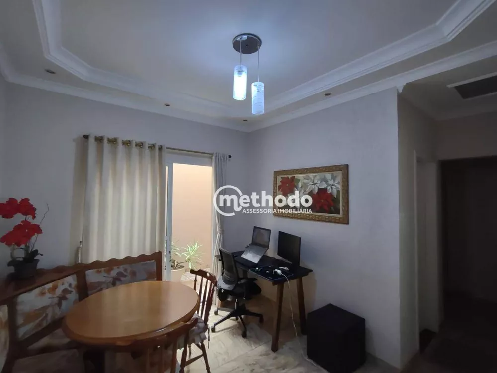 Casa à venda com 2 quartos, 110m² - Foto 2