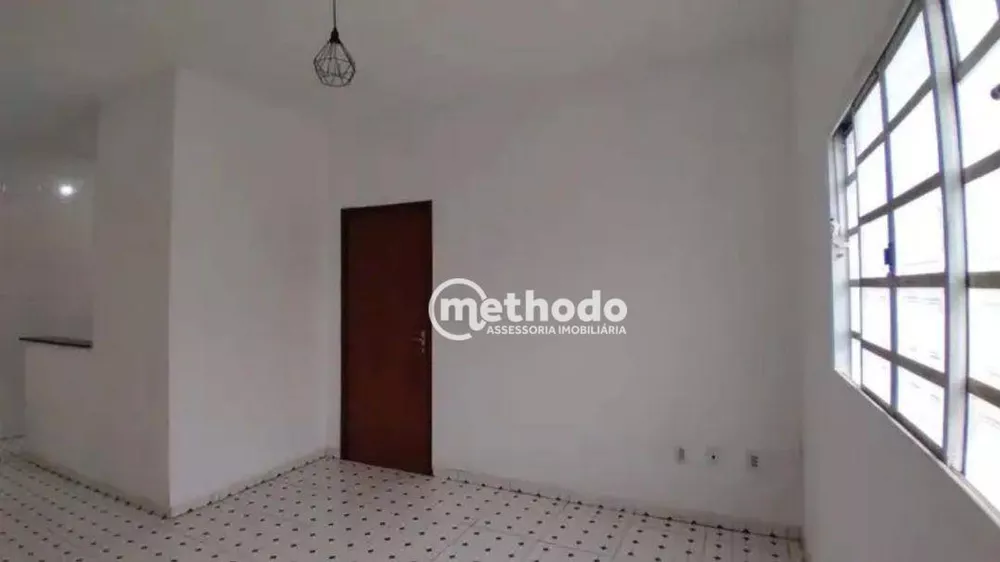 Casa à venda com 2 quartos, 71m² - Foto 3