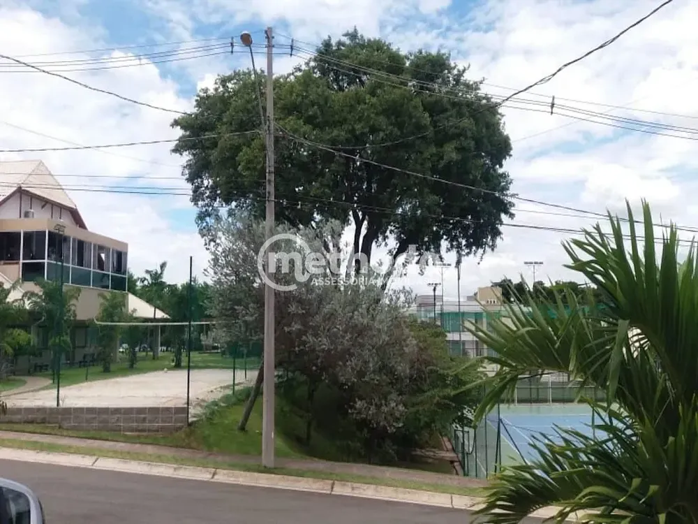 Casa, 4 quartos, 260 m² - Foto 1