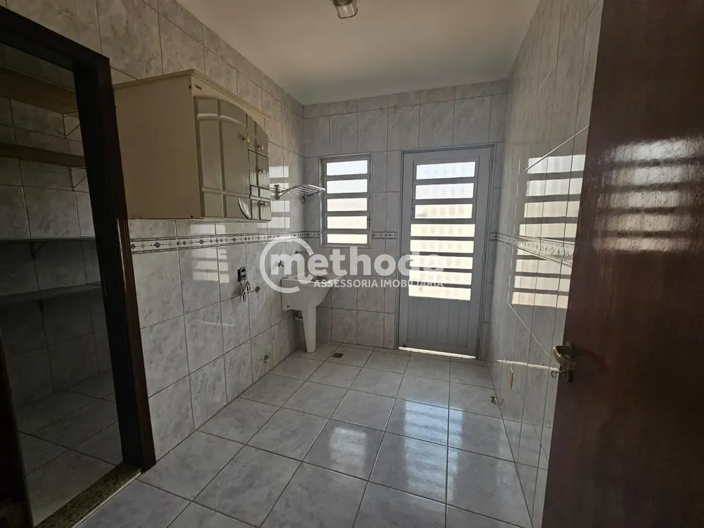 Casa, 3 quartos, 214 m² - Foto 3