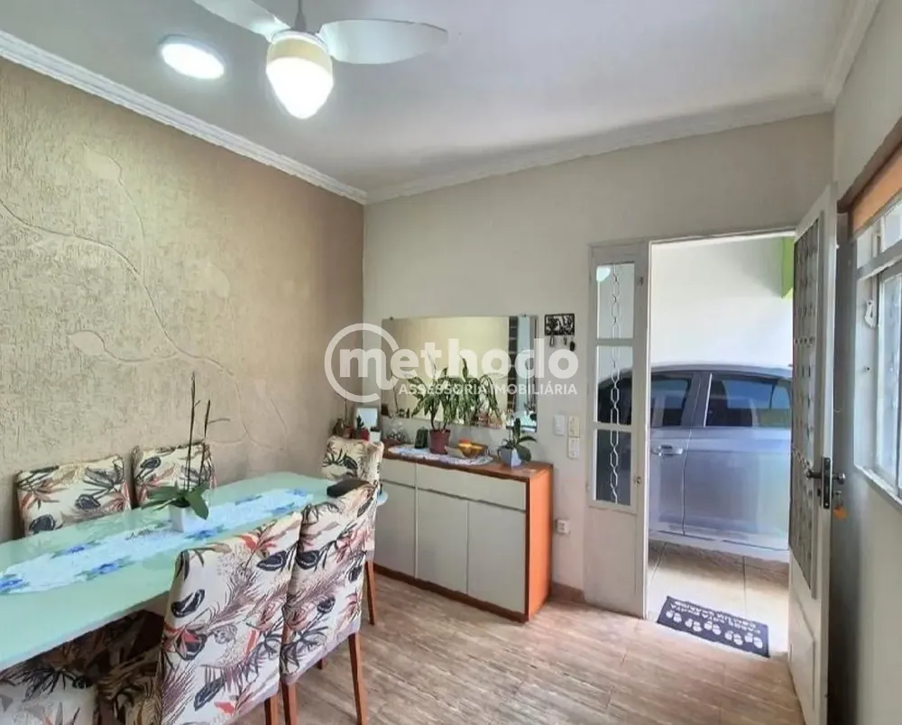Casa, 6 quartos, 250 m² - Foto 1